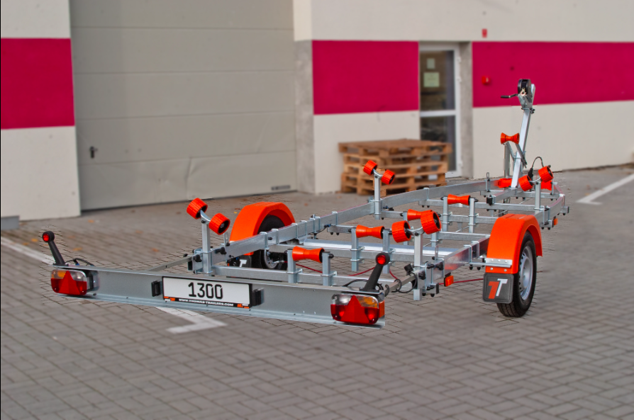 Thomas Trailer BT-1300L zGG. 1300Kg Bootstrailer für Boote bis 6,2 Meter