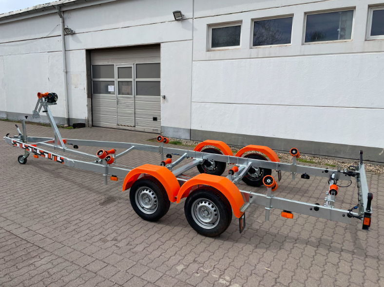Thomas Trailer BT-2000L zGG. 2000Kg Bootstrailer - Bootstrailer Kaufen